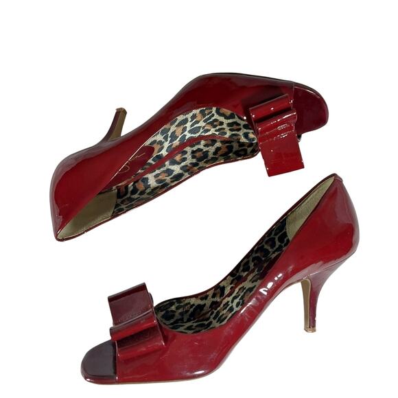 JESSICA SIMPSON! RICH RUBY RED PATENT LEATHER BOW FRONT PUMPS, HEELS! SZ 8B - Picture 6 of 10